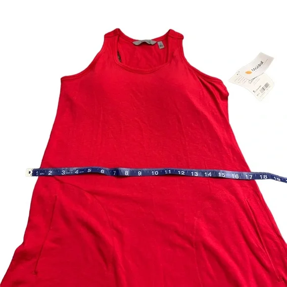 Athleta Women Fushia Pink Maxi Solid Tee
Dress Shelf Bra with pockets Size S!! - Picture 8 of 15